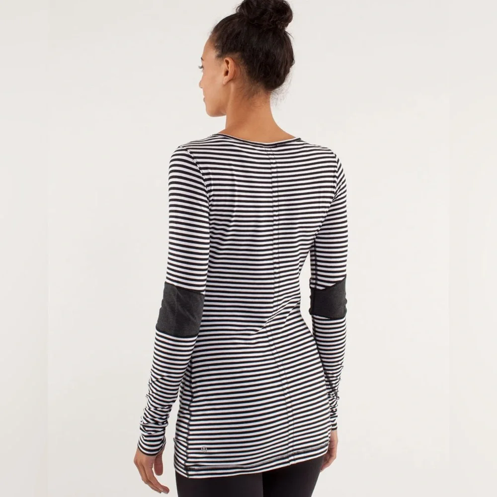 Lululemon Devotion Long Sleeve Tee Activewear Yoga Workout Stripes Stretchy Gym
